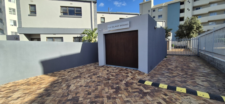 3 Bedroom Property for Sale in Waves Edge Western Cape